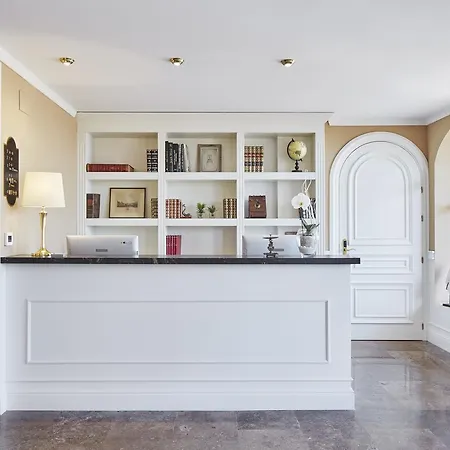 Casa Vilella 4* Sup 4* Sitges