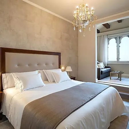 Casa Vilella 4* Sup 4* Sitges